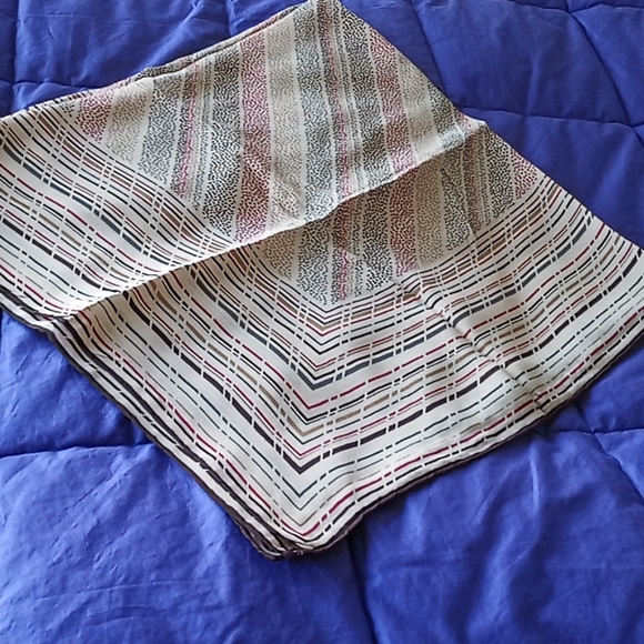 JAEGER Silk Scarf - Picture 6 of 6